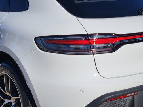 2023 Porsche Macan T