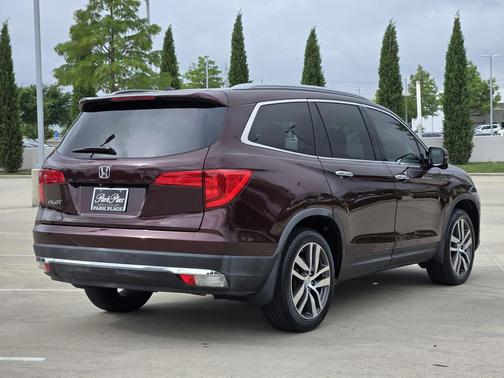 Dark Cherry Pearl 2017 Honda Pilot Touring