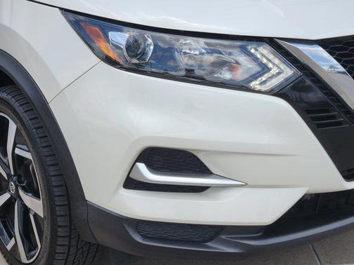 2020 Nissan Rogue Sport SL
