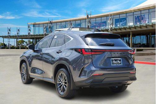 2025 Lexus NX 350h Premium