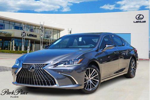 2025 Lexus ES 300h Base