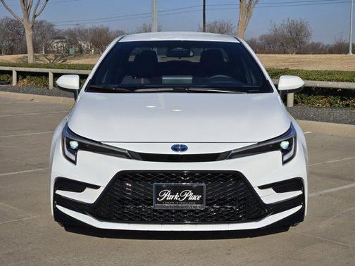 2025 Toyota Corolla Hybrid SE