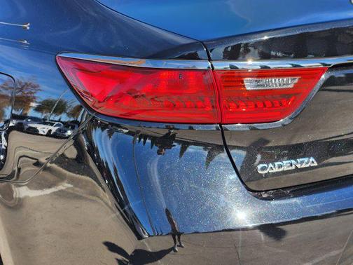 2017 Kia Cadenza Premium