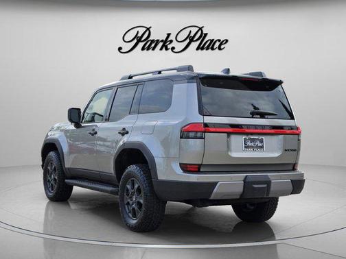 Atomic Silver 2025 Lexus GX 550 Overtrail+