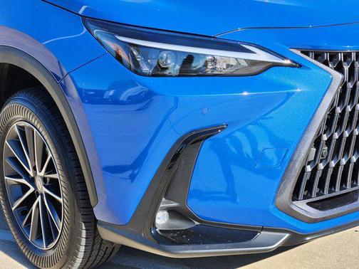 2025 Lexus NX 250 Base
