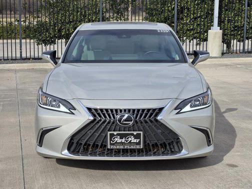 2025 Lexus ES 350 Premium