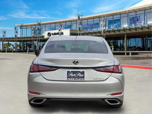 2025 Lexus ES 350 Premium