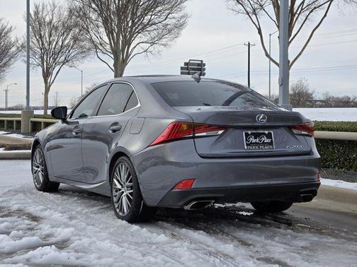 2017 Lexus IS 200t Base