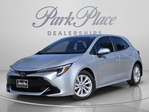 Classic Silver Metallic 2025 Toyota Corolla SE