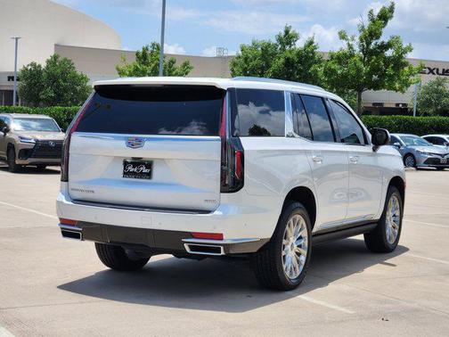 2022 Cadillac Escalade Premium Luxury