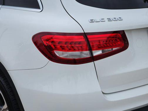 2018 Mercedes-Benz GLC 300 4MATIC