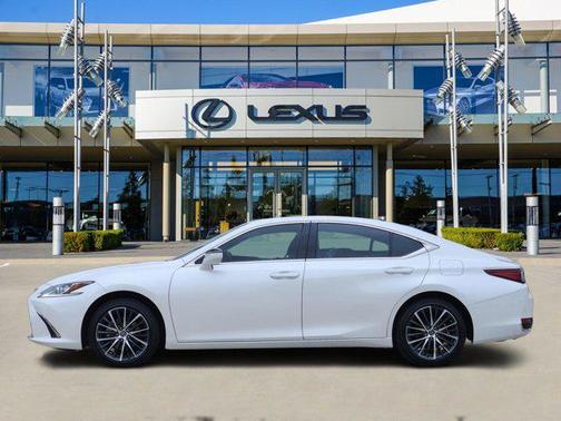 2025 Lexus ES 300h Premium
