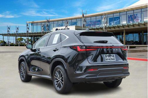 2025 Lexus NX 250 Premium