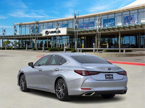 2025 Lexus ES 350 Base