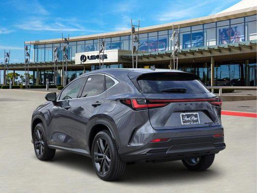 2026 Lexus NX 450h+ Luxury