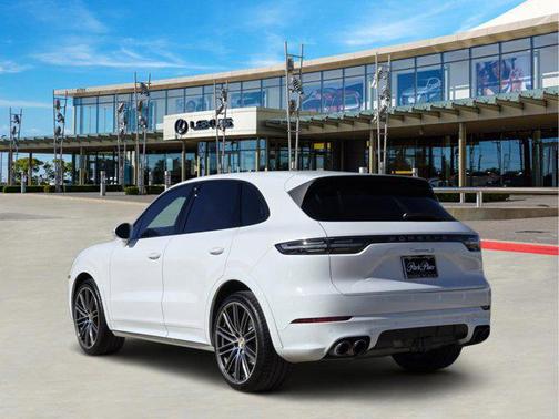 2019 Porsche Cayenne S