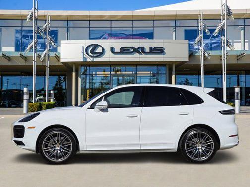 2019 Porsche Cayenne S