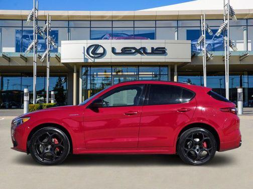 2022 Alfa Romeo Stelvio Ti