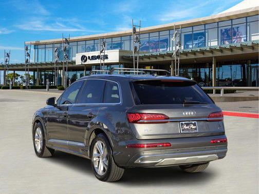 2020 Audi Q7 55 Prestige