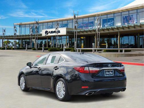 2017 Lexus ES 350 Base