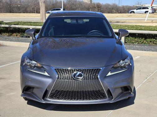 2016 Lexus IS 200t F Sport