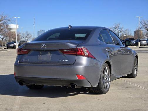 2016 Lexus IS 200t F Sport