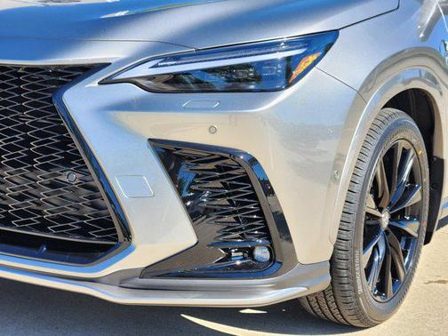 2025 Lexus NX 450h+ F SPORT Handling