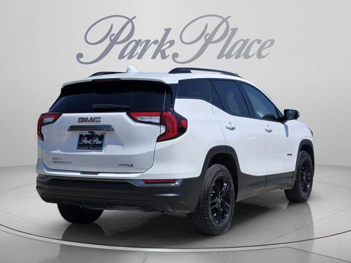 Summit White 2023 GMC Terrain AWD AT4