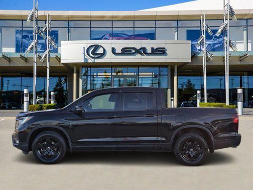 2023 Honda Ridgeline Black