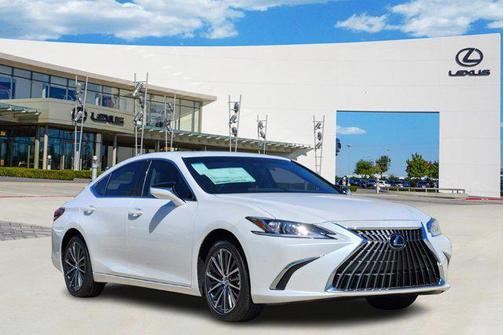 2025 Lexus ES 300h Base
