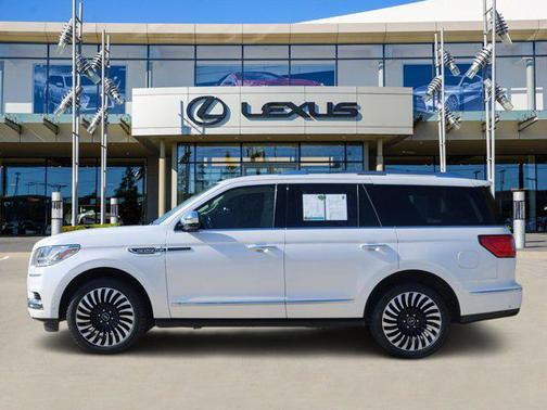 2019 Lincoln Navigator Black Label