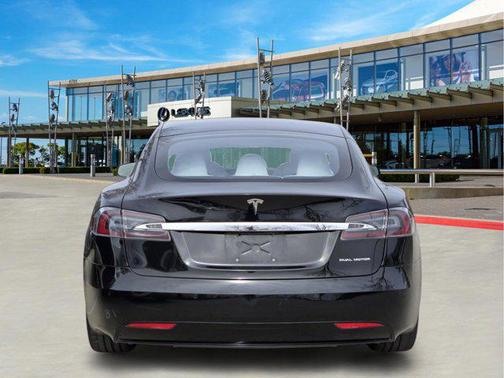 2020 Tesla Model S Long Range Plus