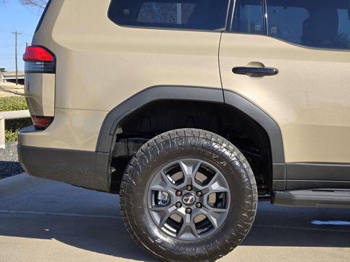 2025 Lexus GX 550 Overtrail+