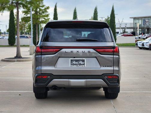 2024 Lexus LX 600 Luxury