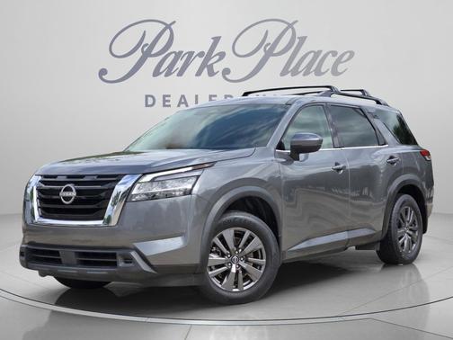 Gun Metallic 2022 Nissan Pathfinder SV 4WD
