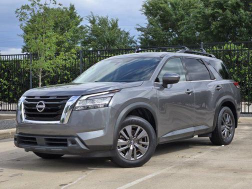 Gun Metallic 2022 Nissan Pathfinder SV 4WD