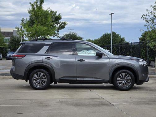 Gun Metallic 2022 Nissan Pathfinder SV 4WD