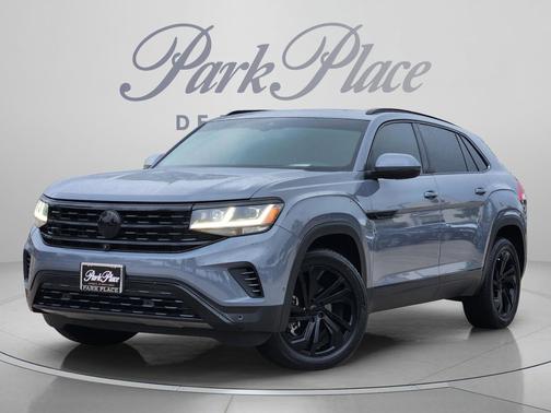 Pure Gray 2021 Volkswagen Atlas Cross Sport 3.6L V6 SEL