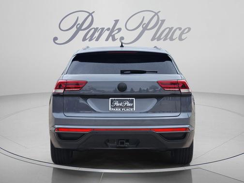 Pure Gray 2021 Volkswagen Atlas Cross Sport 3.6L V6 SEL