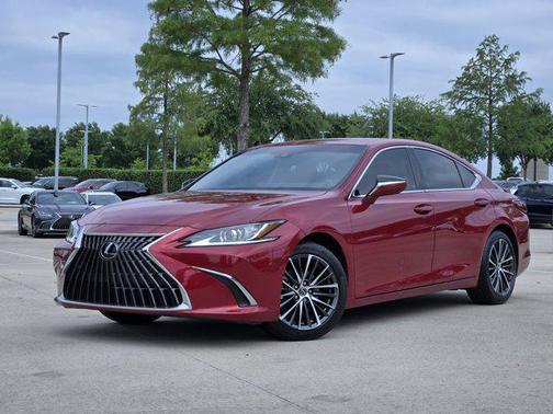 Matador Red Mica 2025 Lexus ES 300h Premium