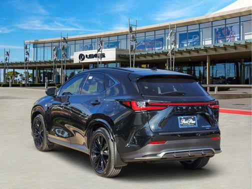 2026 Lexus NX 450h+ NX 450h+ F SPORT Handling