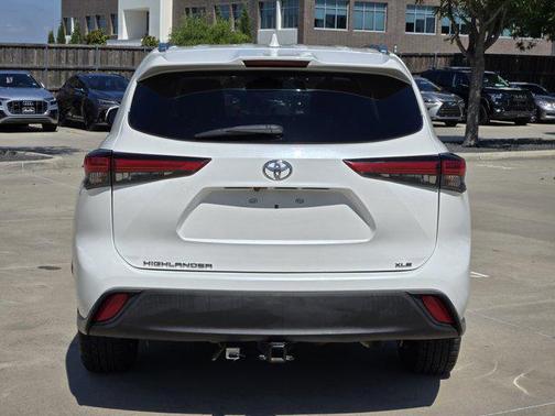 Blizzard Pearl 2020 Toyota Highlander XLE