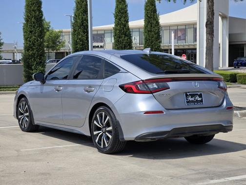 Lunar Silver Metallic 2024 Honda Civic EX-L