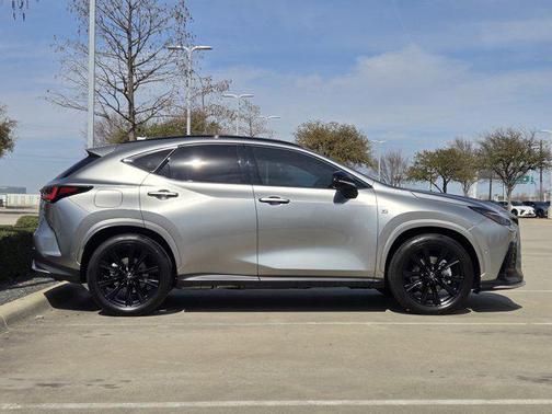 2025 Lexus NX 450h+ F SPORT Handling