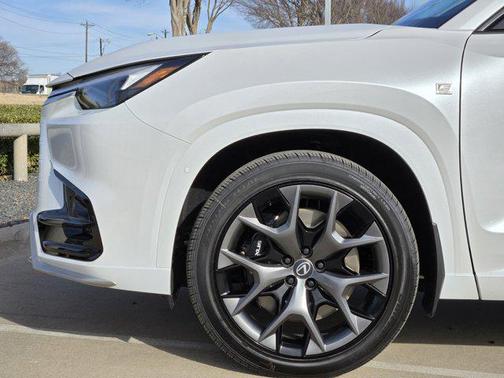 2026 Lexus TX 500h F SPORT Premium