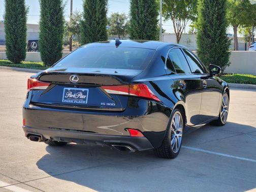 2019 Lexus IS 300 Base