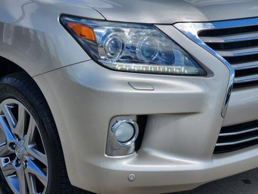 2013 Lexus LX 570 Base