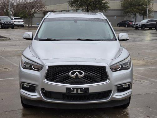 2016 INFINITI QX60 Base