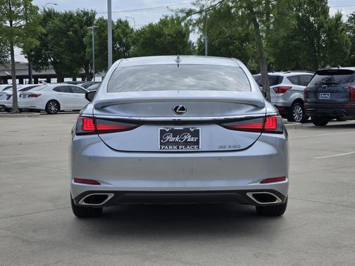 Iridium 2022 Lexus ES 350 Premium