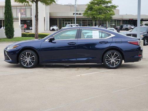 2025 Lexus ES 350 Premium